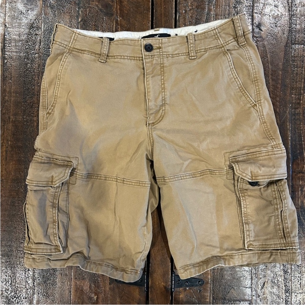 Hollister Men’s Cargo 12” Shorts